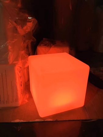 Светильник Куб 10 питание от сети 220В, RGB